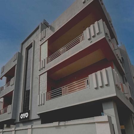 Hotel O Casa Midland 布巴内什瓦尔 外观 照片